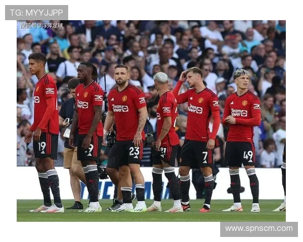 曼联新赛季战略布局分析球队实力与未来挑战展望