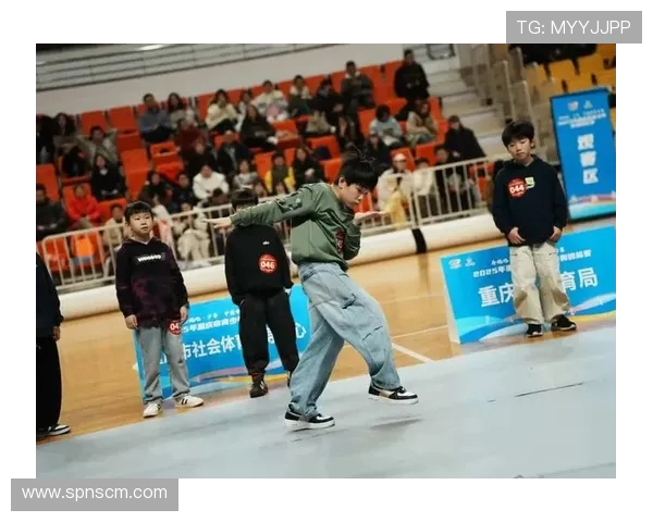 重庆街舞队的反击之路：探索街舞文化的深度与魅力