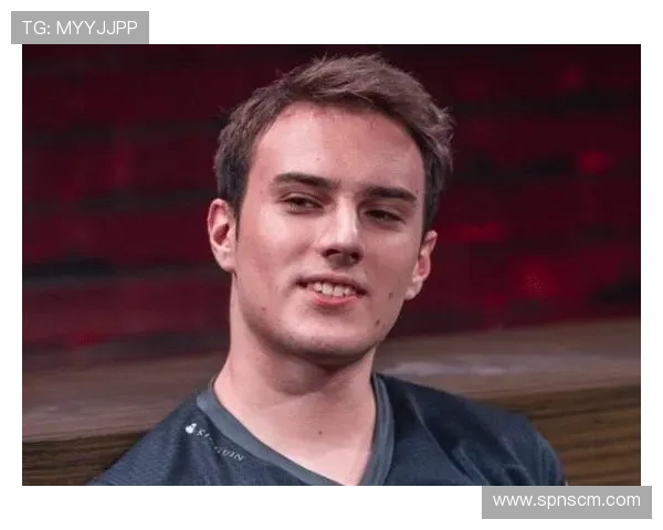 Caps中路位置分析与战术发展探讨：影响职业赛场表现的关键因素